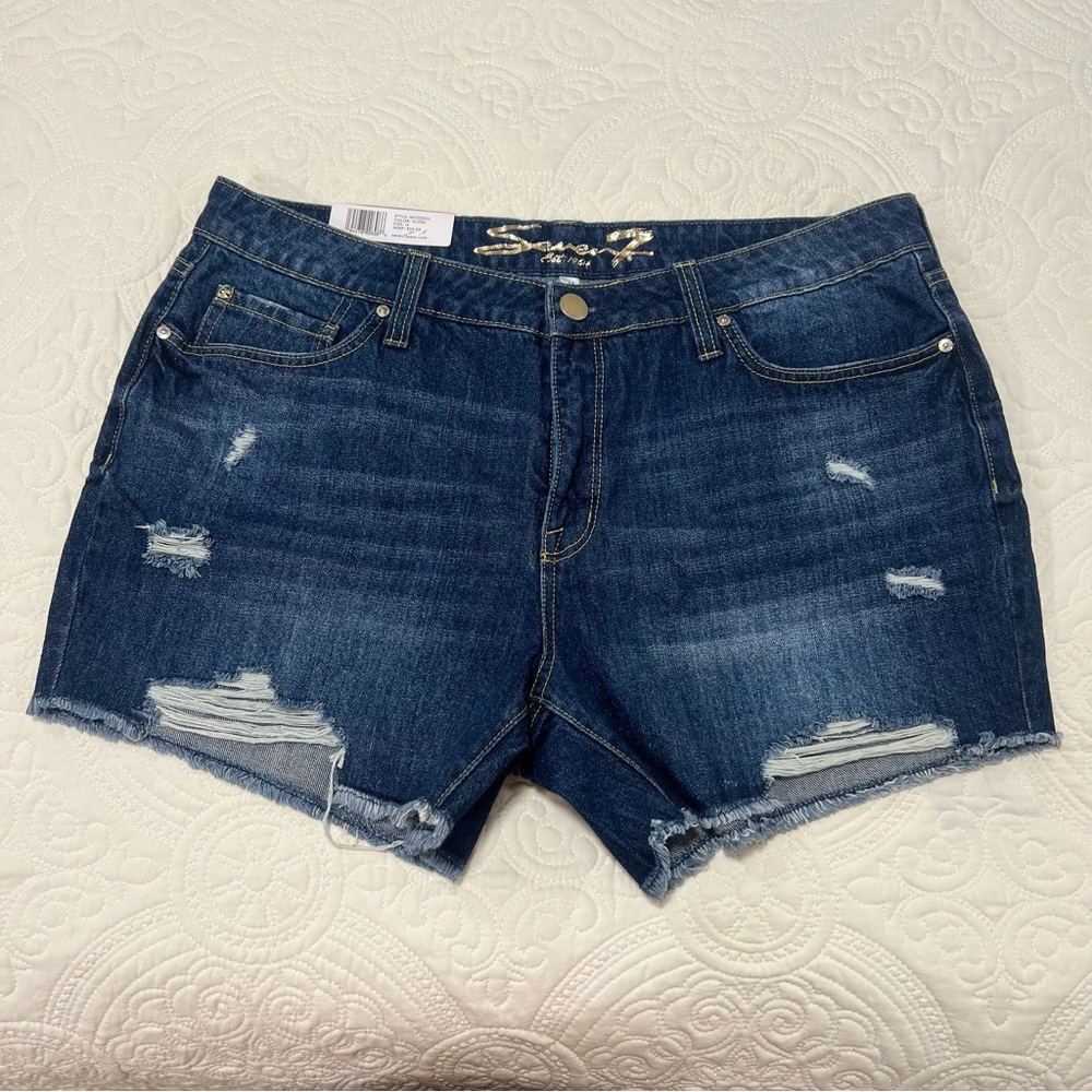 Seven7 Dark Wash Distressed Denim Jean Shorts SIZE 14 NWT